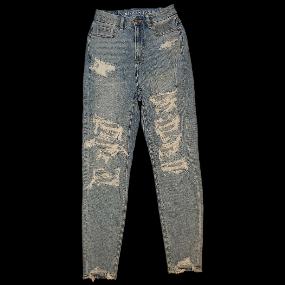 AE Distressed Curvy Mom Jean